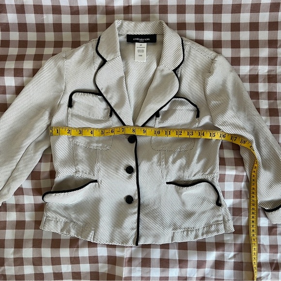 Jones New York 100% Silk Polka Dot Cream Blazer with Black Trim - Picture 7 of 11